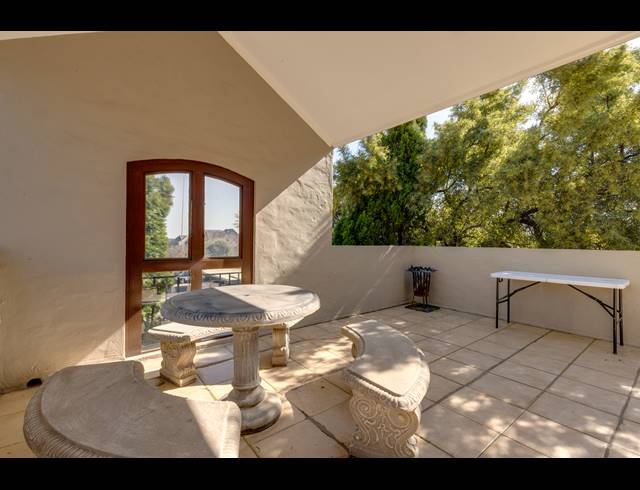 2 BEDROOM DUPLEX FOR SALE IN SUNNINGHILL